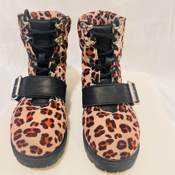 Girls Cheetah Print Boots Low Heel Buckle lace up size 12 - Picture 3 of 5